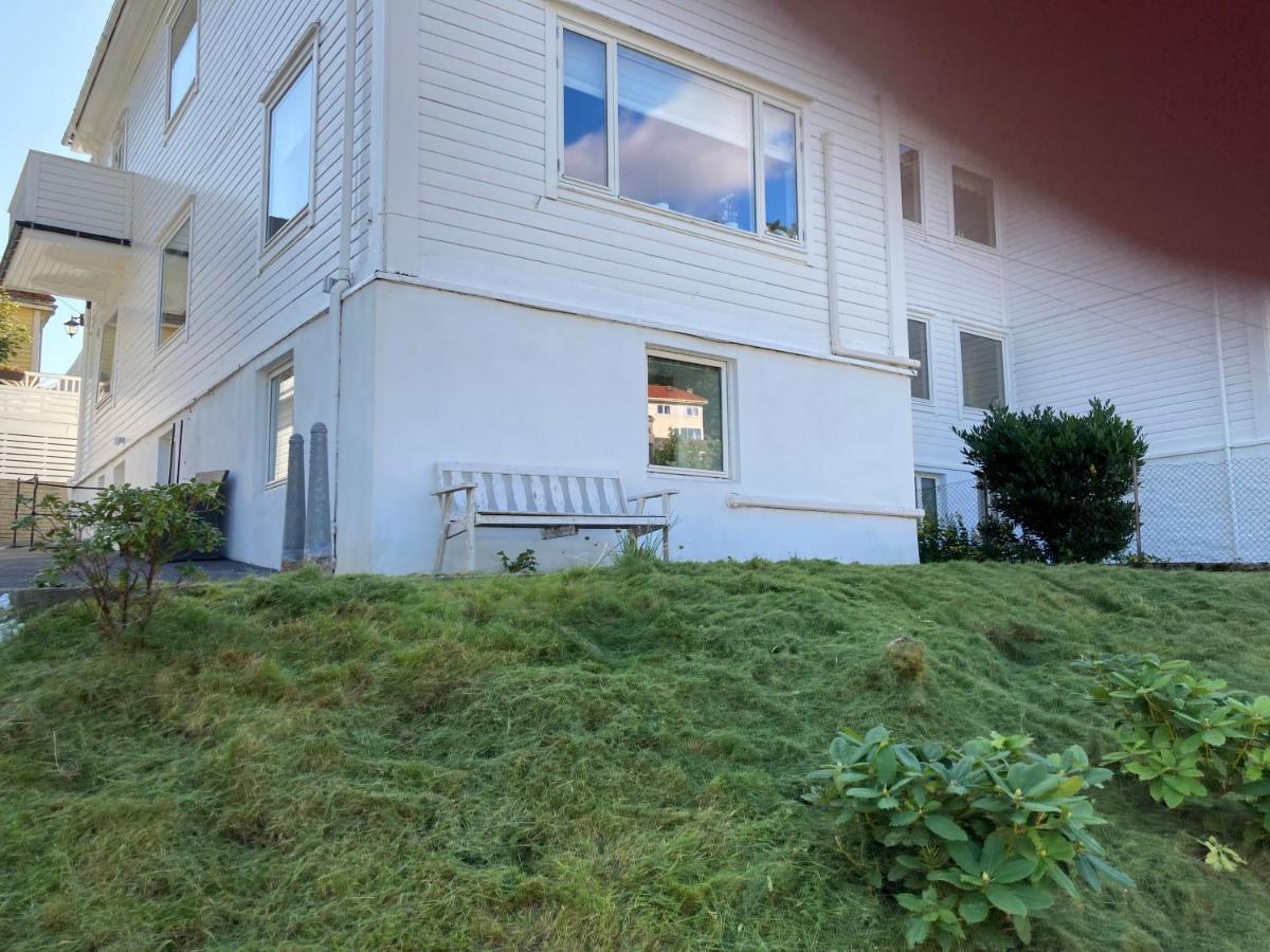Kjellerleilighet - Naert Haukeland Sykehus. Bergen Exterior foto